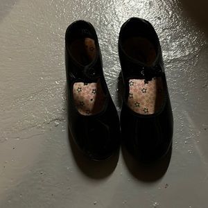 Tap shoes